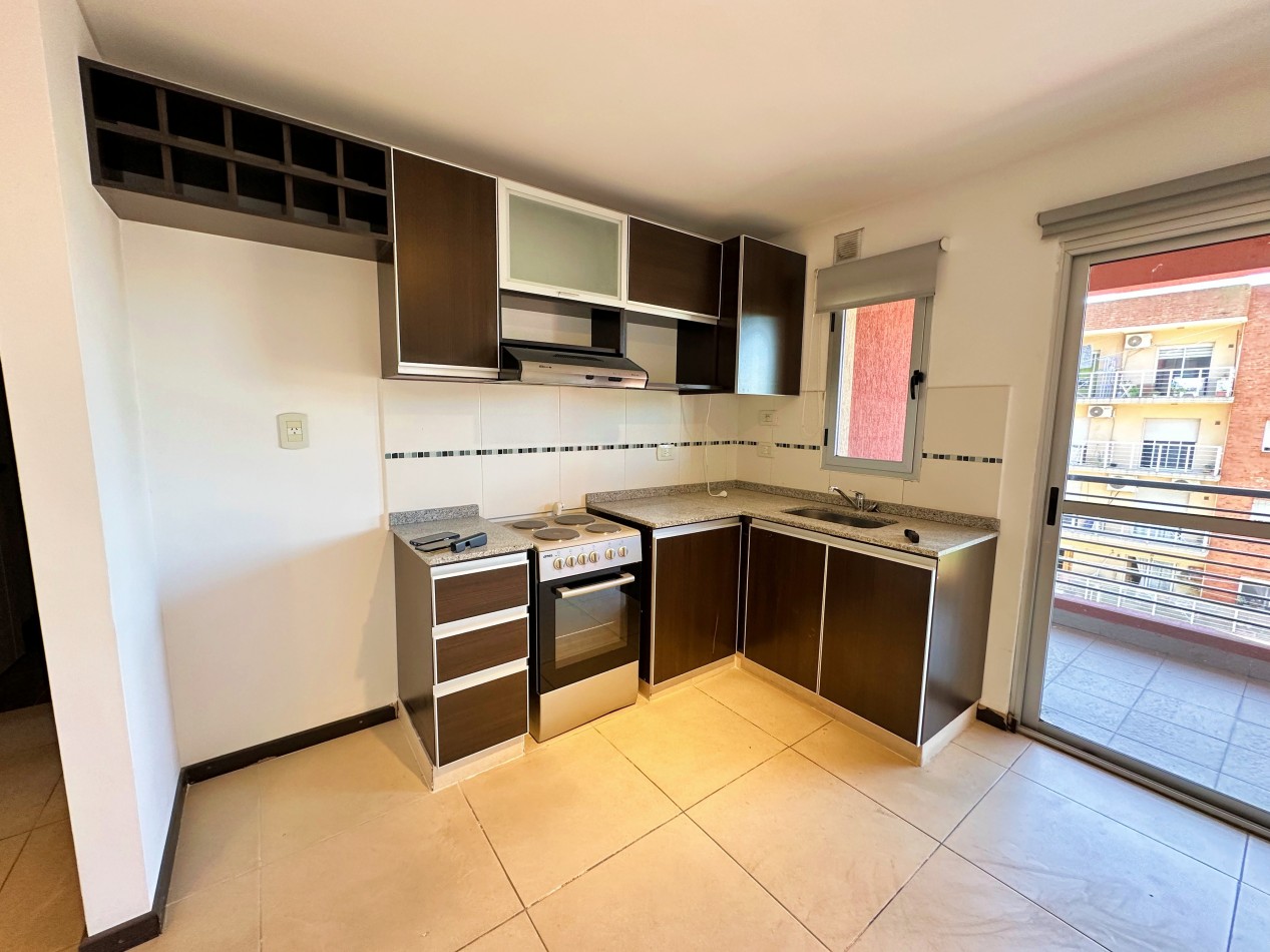 Departamento 3 ambientes con cochera y balcon a estrenar