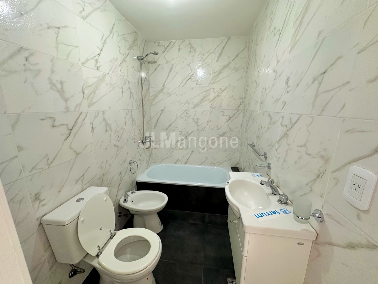 Departamento 3 amb con cochera y patio, a estrenar