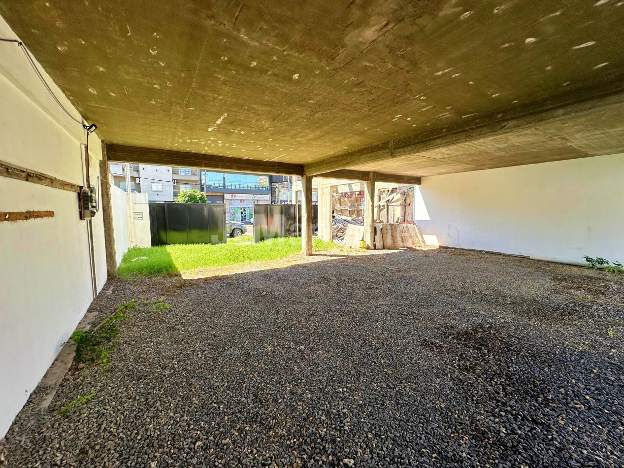 Lote 200 m2 sobre Av. Peron (San Justo Centro)
