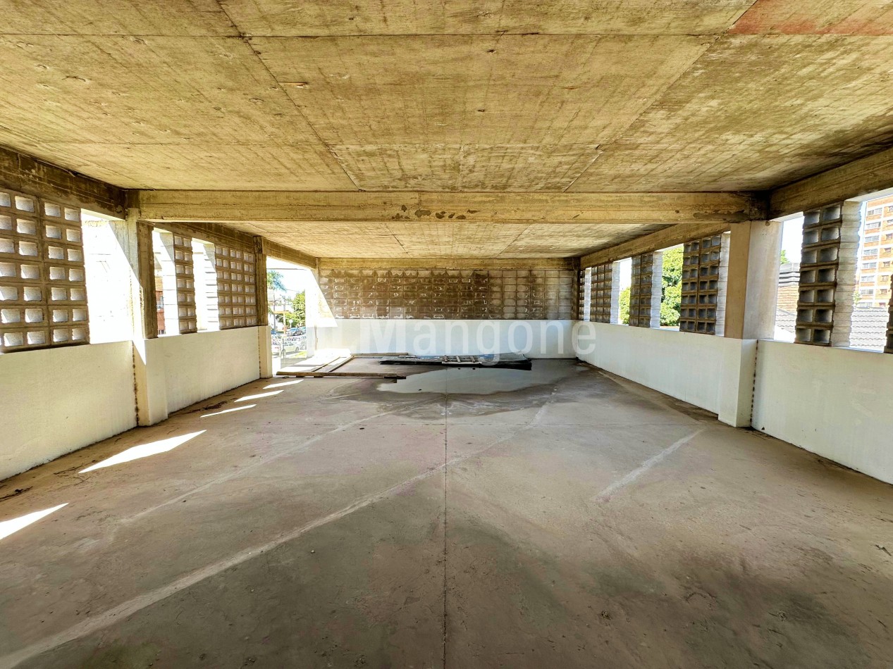 Lote 200 m2 sobre Av. Peron (San Justo Centro)