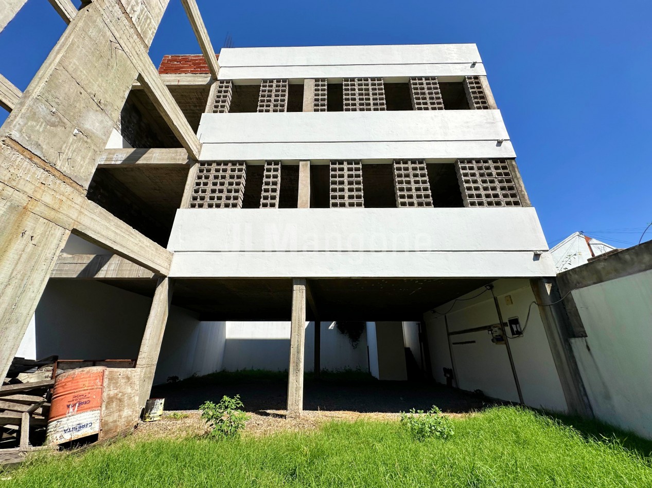 Lote 200 m2 sobre Av. Peron (San Justo Centro)