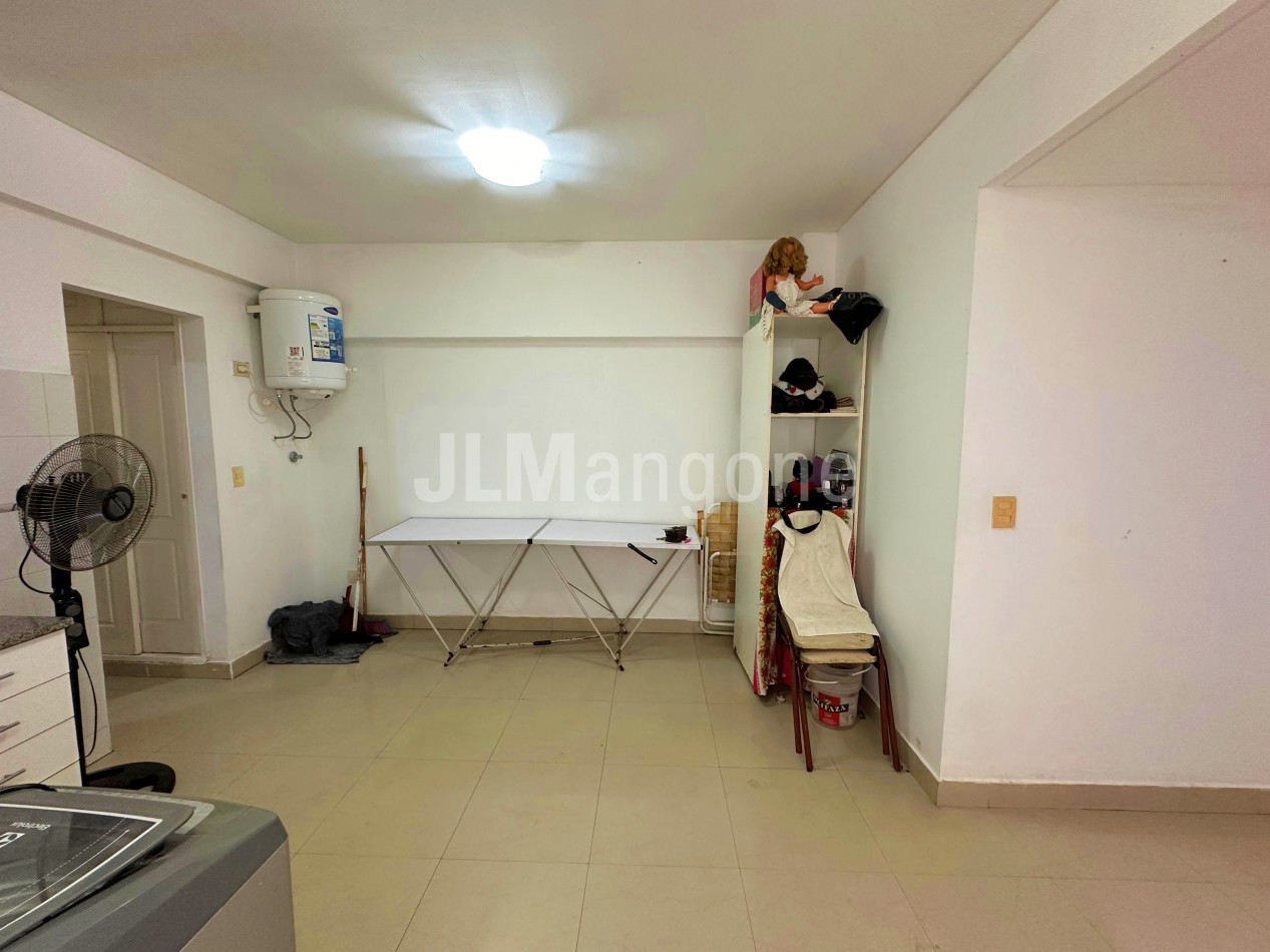 Departamento 2 ambientes con cochera