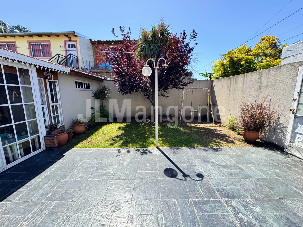 PH 3 ambientes con parque, quincho y balcon
