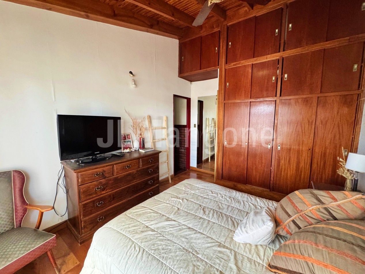 PH 3 ambientes con parque, quincho y balcon