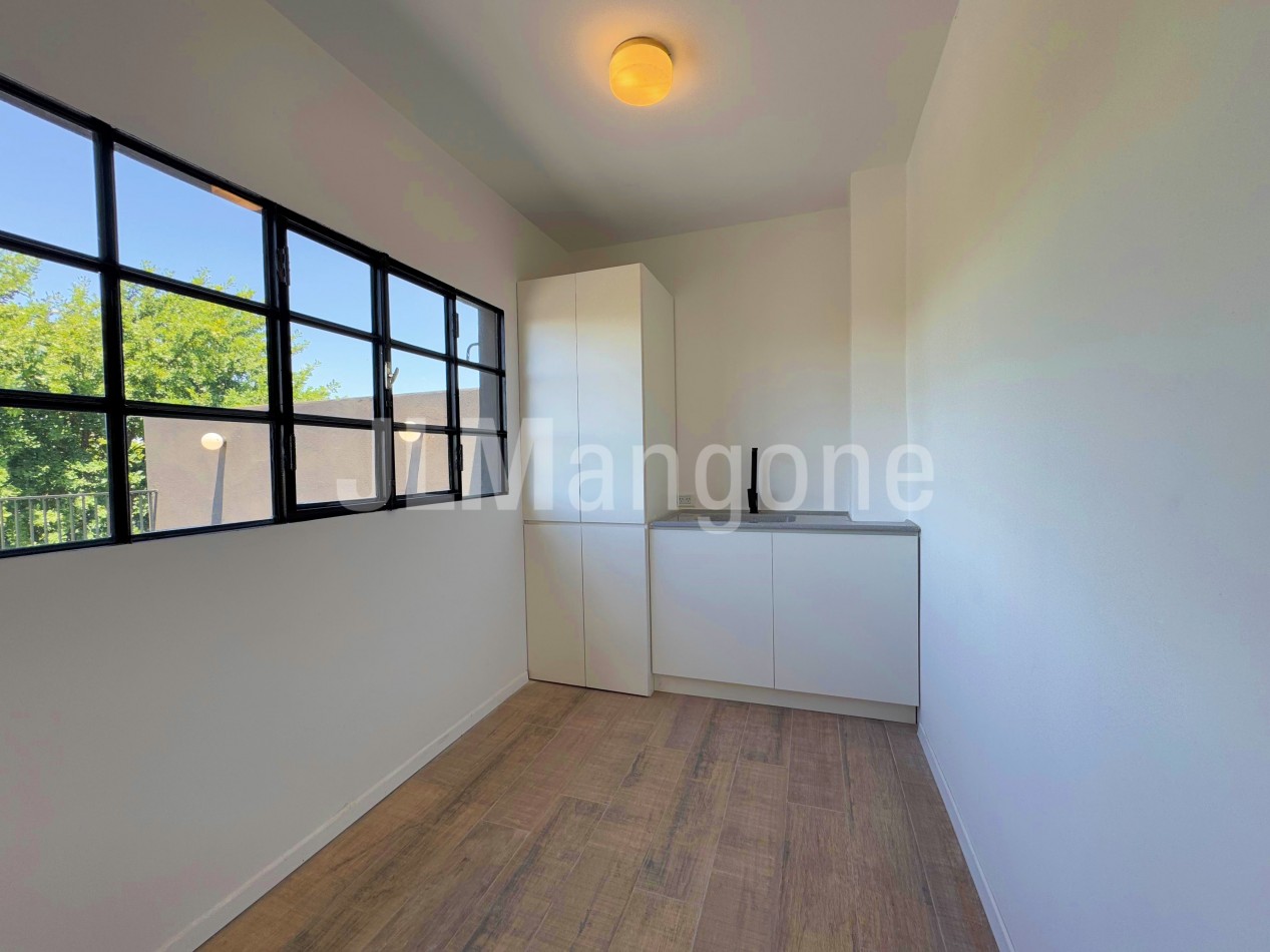 Casas 4 amb con cochera, parque y piscina, a estrenar