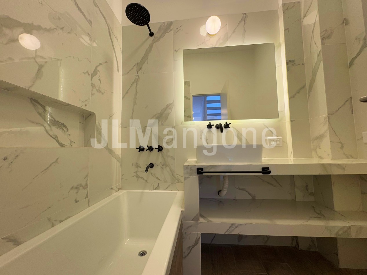 Casas 4 amb con cochera, parque y piscina, a estrenar