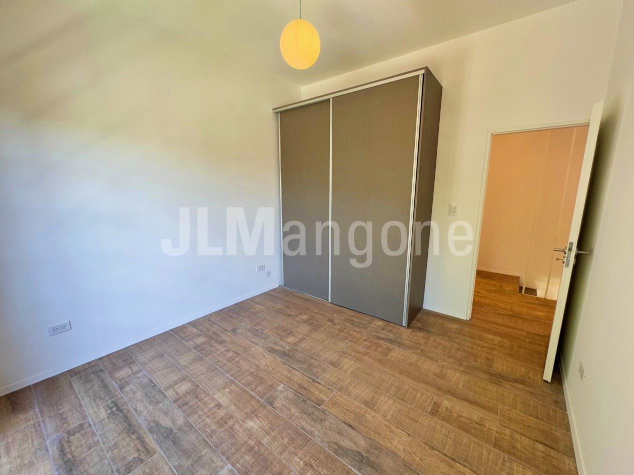 Casas 4 amb con cochera, parque y piscina, a estrenar