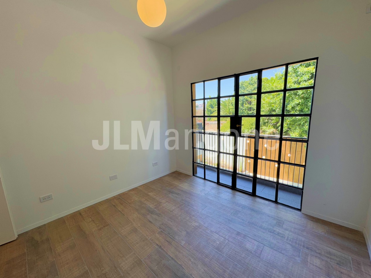 Casas 4 amb con cochera, parque y piscina, a estrenar