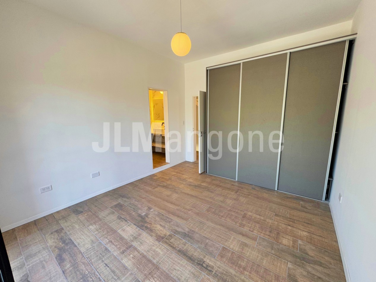 Casas 4 amb con cochera, parque y piscina, a estrenar