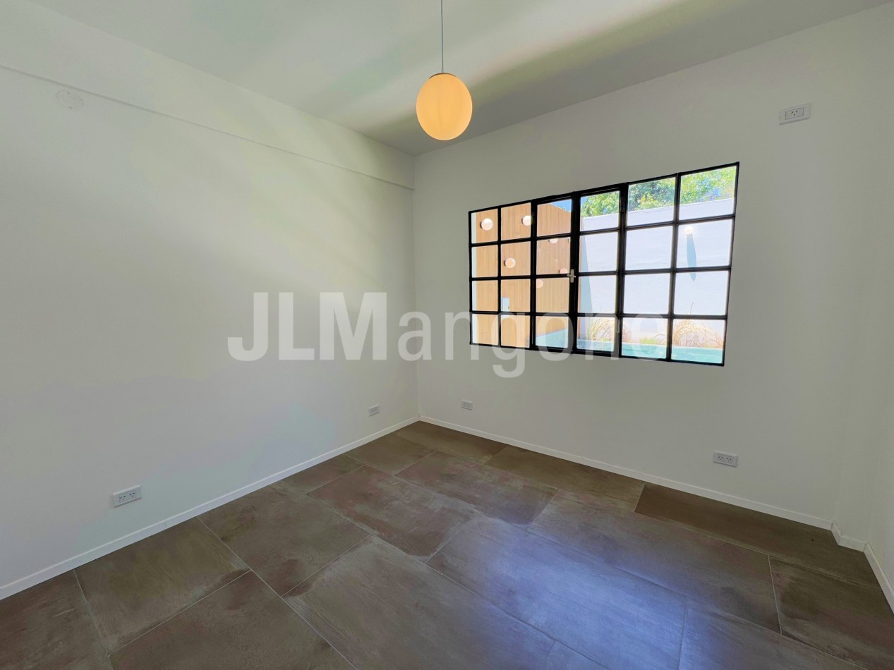 Casas 4 amb con cochera, parque y piscina, a estrenar
