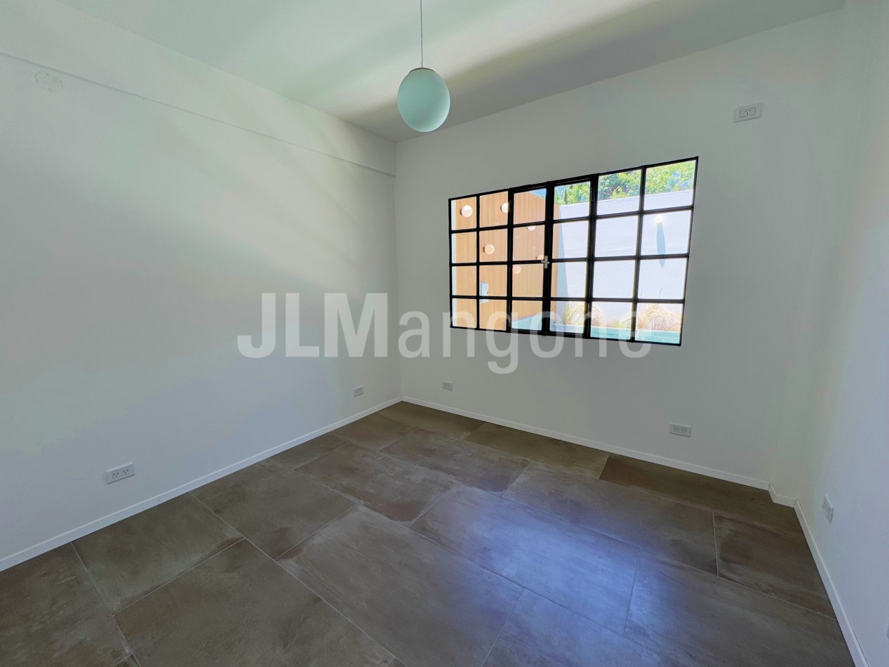 Casas 4 amb con cochera, parque y piscina, a estrenar