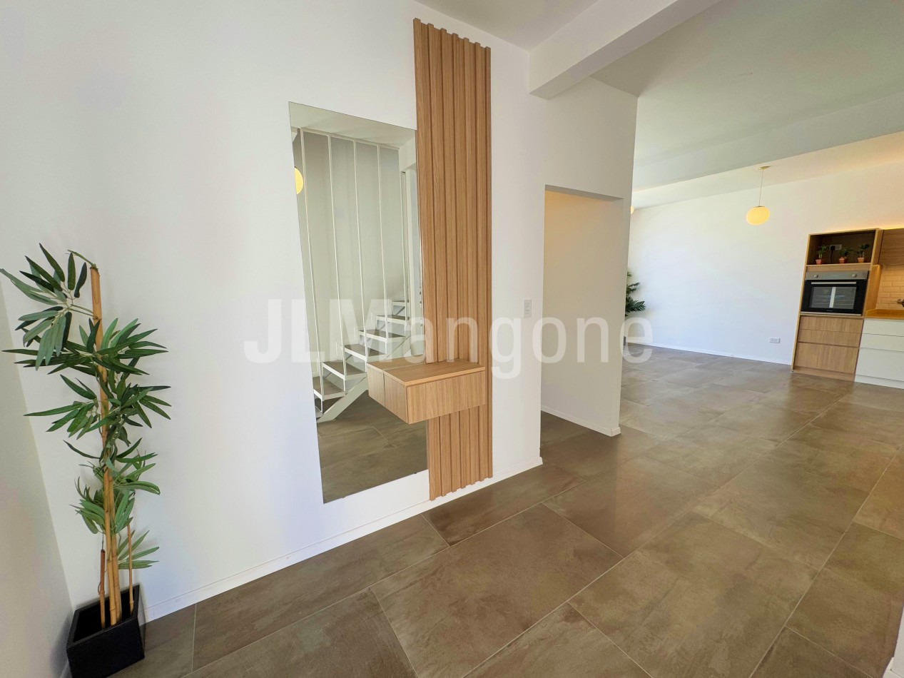 Casas 4 amb con cochera, parque y piscina, a estrenar