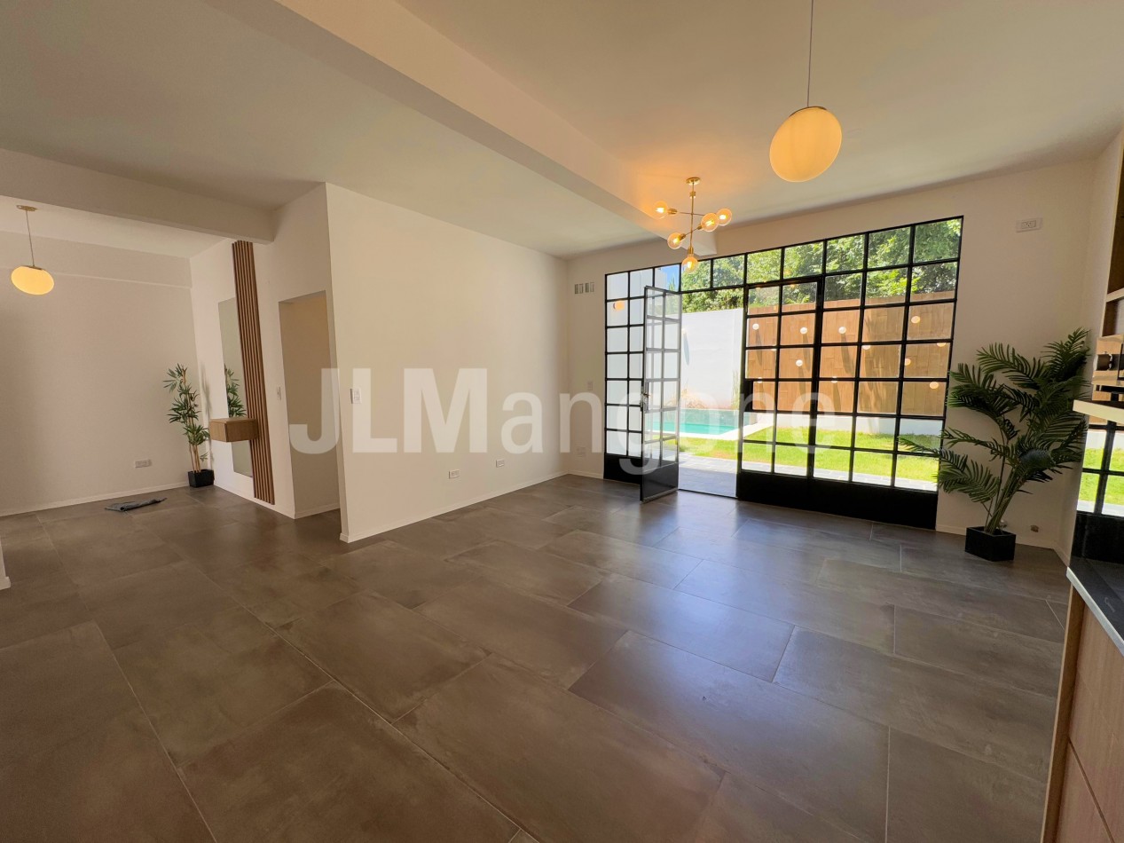 Casas 4 amb con cochera, parque y piscina, a estrenar