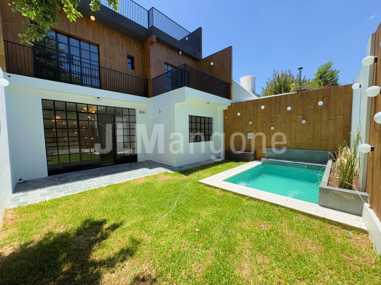 Casas 4 amb con cochera, parque y piscina, a estrenar
