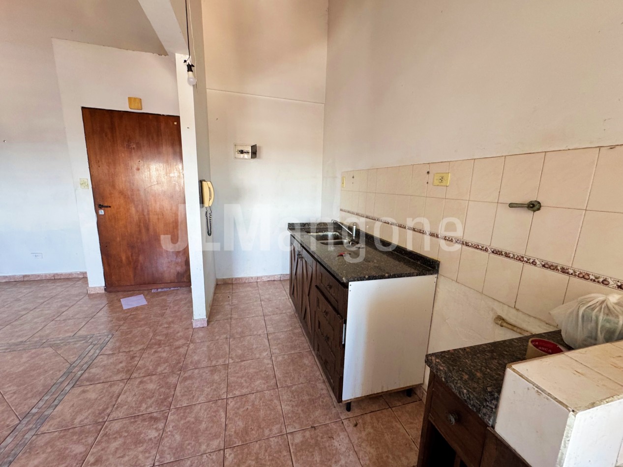 Departamento 2 ambientes con balcon