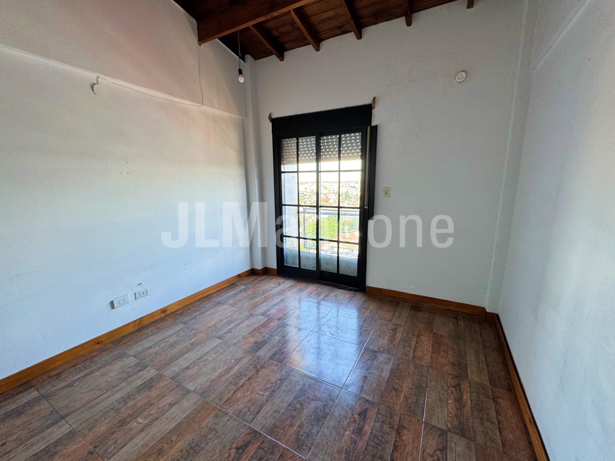 Departamento 2 ambientes con balcon
