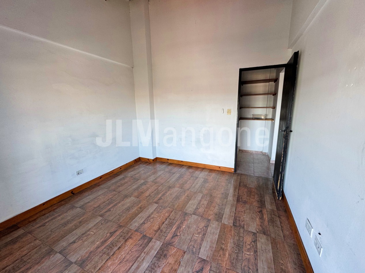 Departamento 2 ambientes con balcon