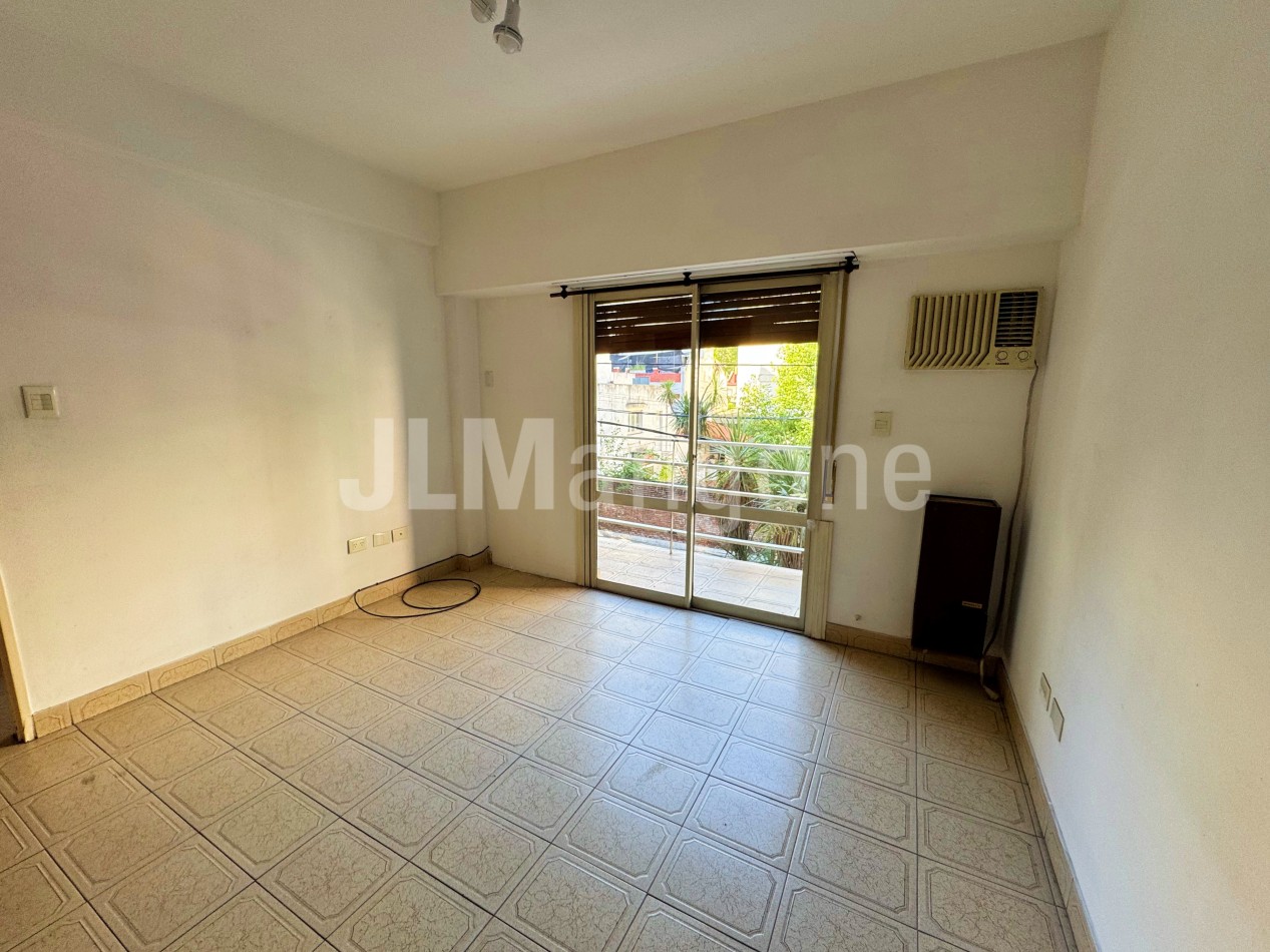 Departamento 4 ambientes con doble balcon