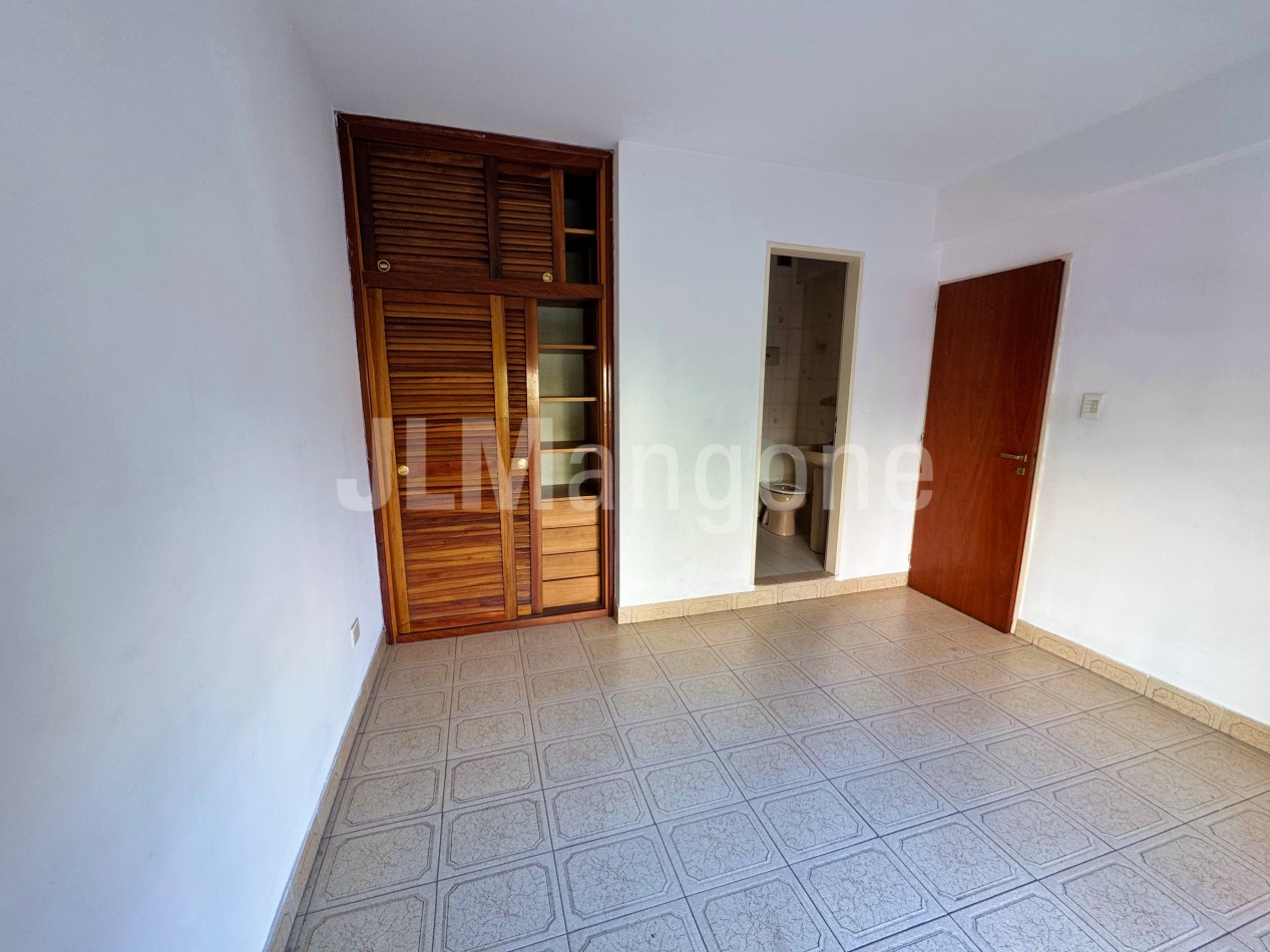 Departamento 4 ambientes con doble balcon