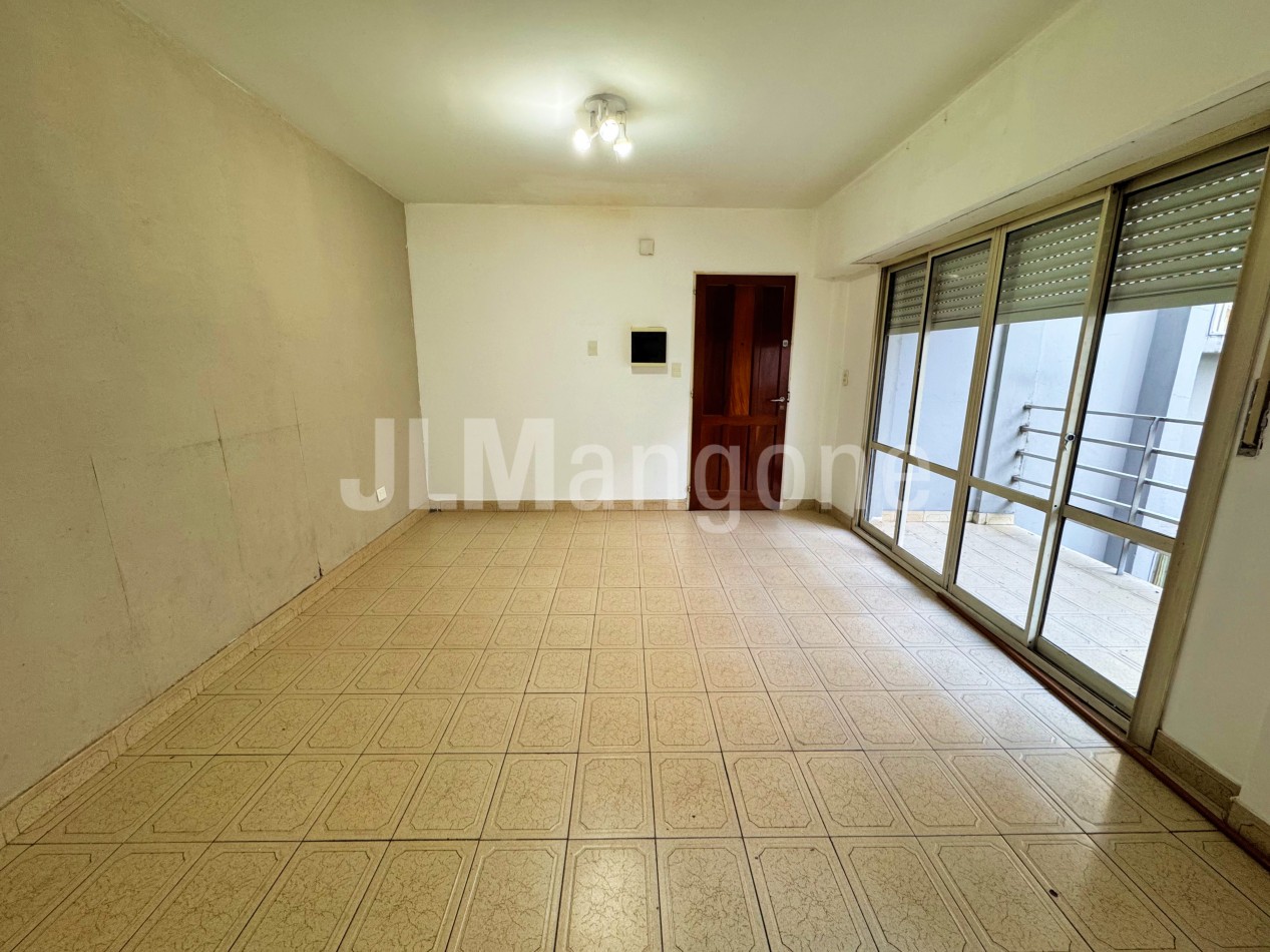 Departamento 4 ambientes con doble balcon