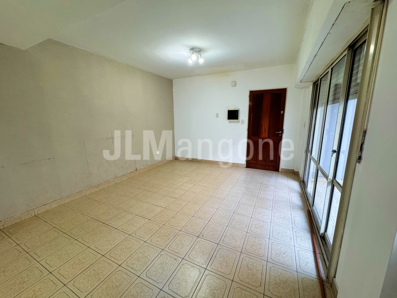 Departamento 4 ambientes con doble balcon