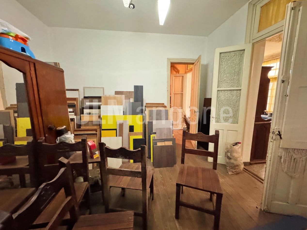 Casa 3 ambientes a refaccionar