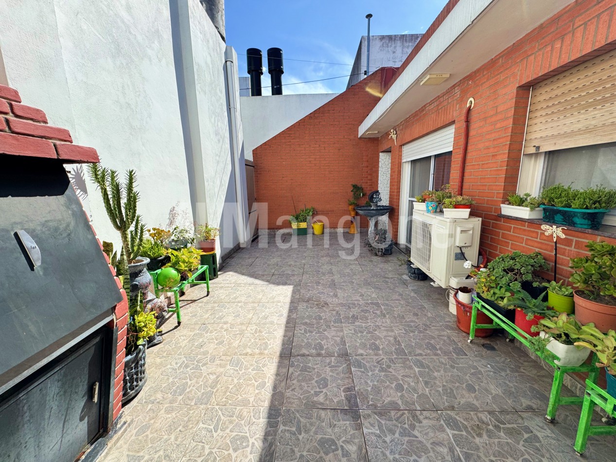 Ph 3 ambientes con dos patios