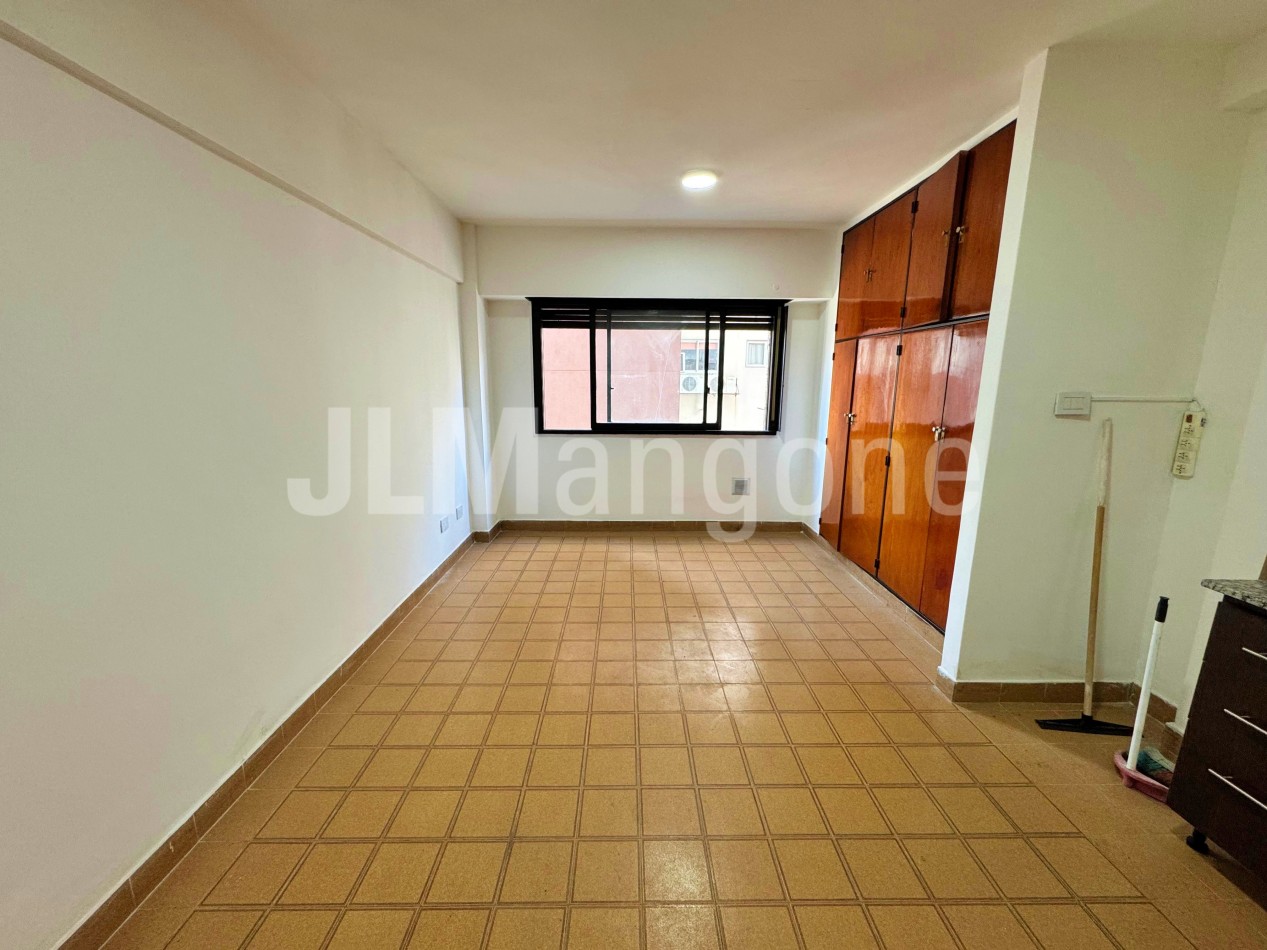 Departamento 1 ambiente en Ramos Mejia Centro