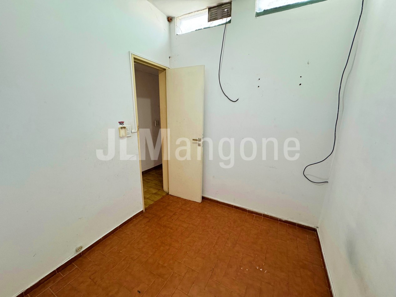 Duplex 4 amb con cochera y patio
