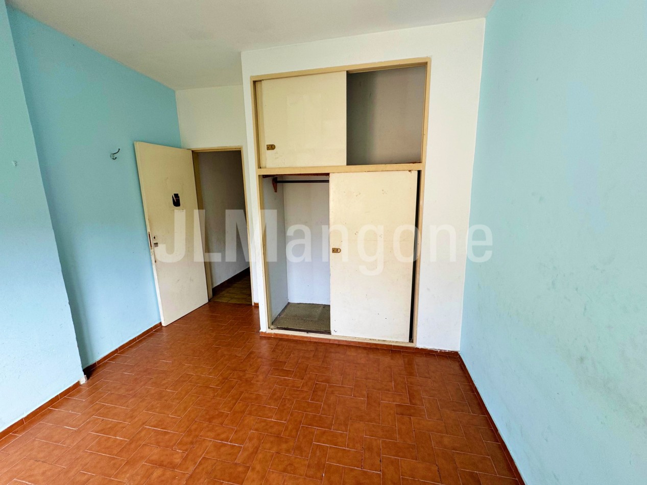 Duplex 4 amb con cochera y patio