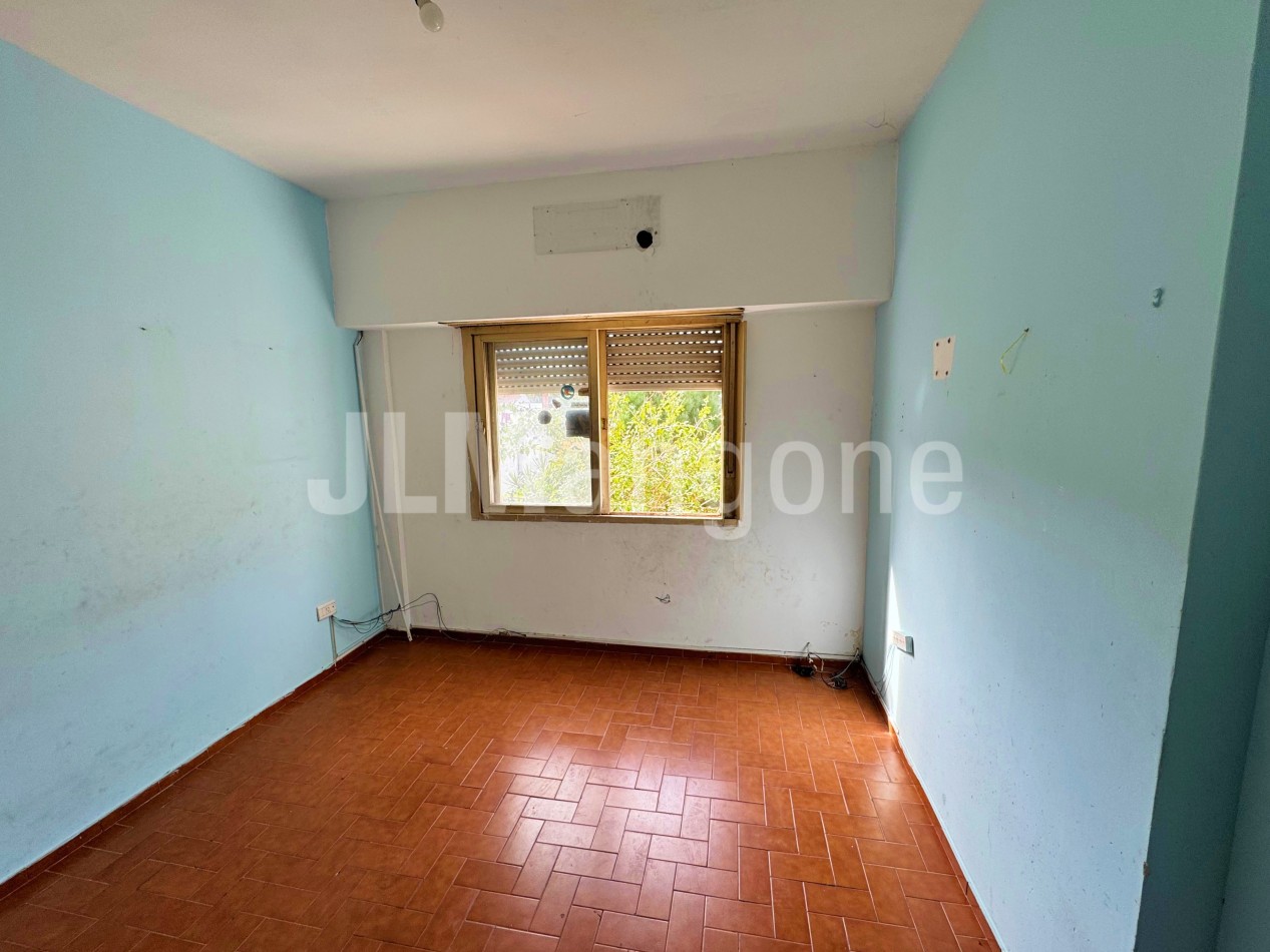 Duplex 4 amb con cochera y patio