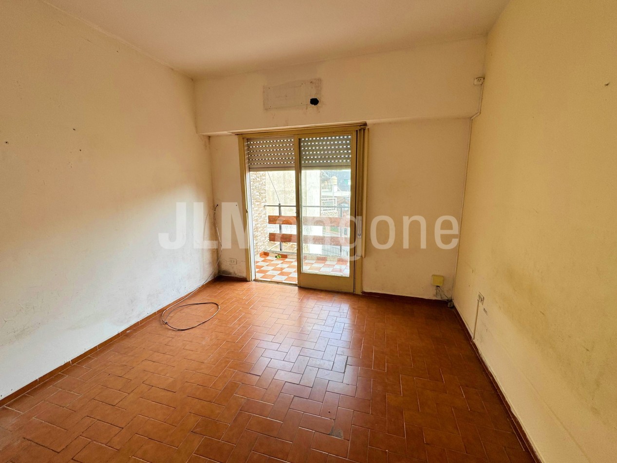 Duplex 4 amb con cochera y patio