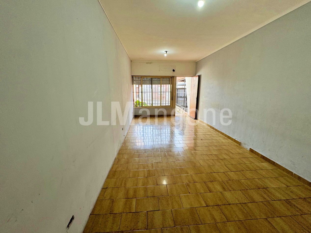 Duplex 4 amb con cochera y patio