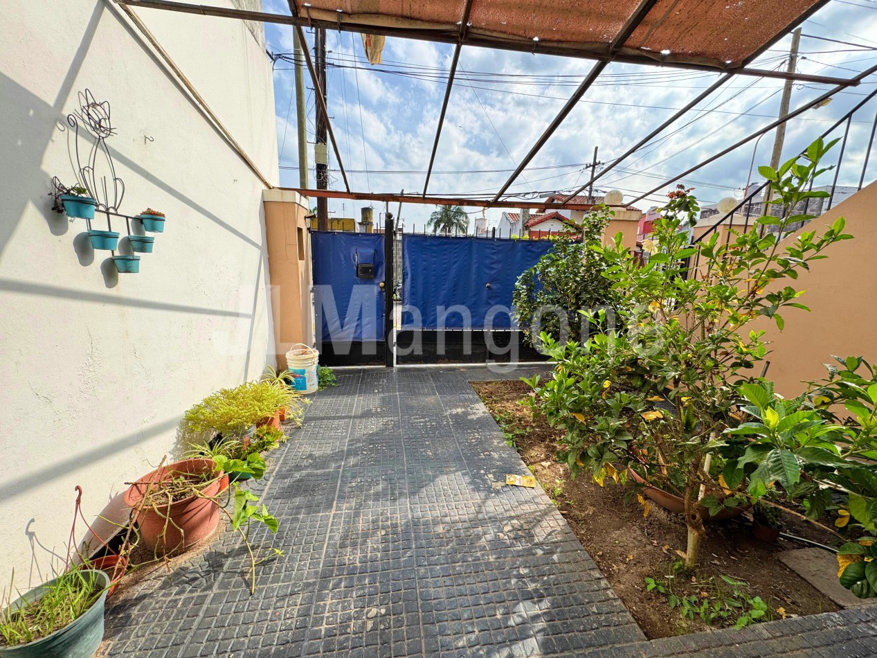 Ph 2 ambientes con cochera y patio