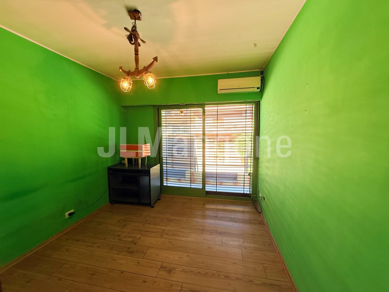 Casa 4 amb con cocheras, parque y quincho