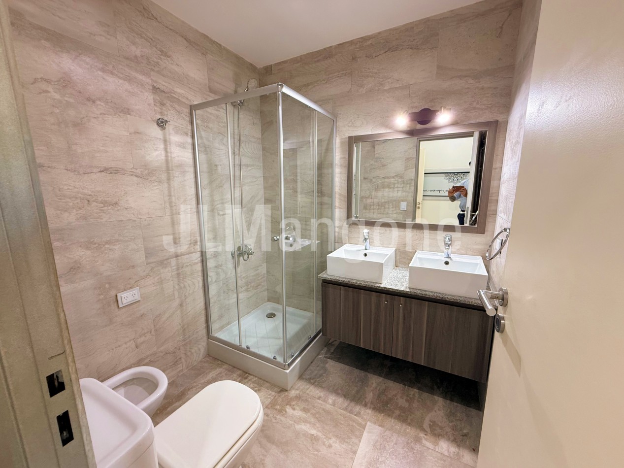 Duplex 3 ambientes con cocheras (2), parque y quincho