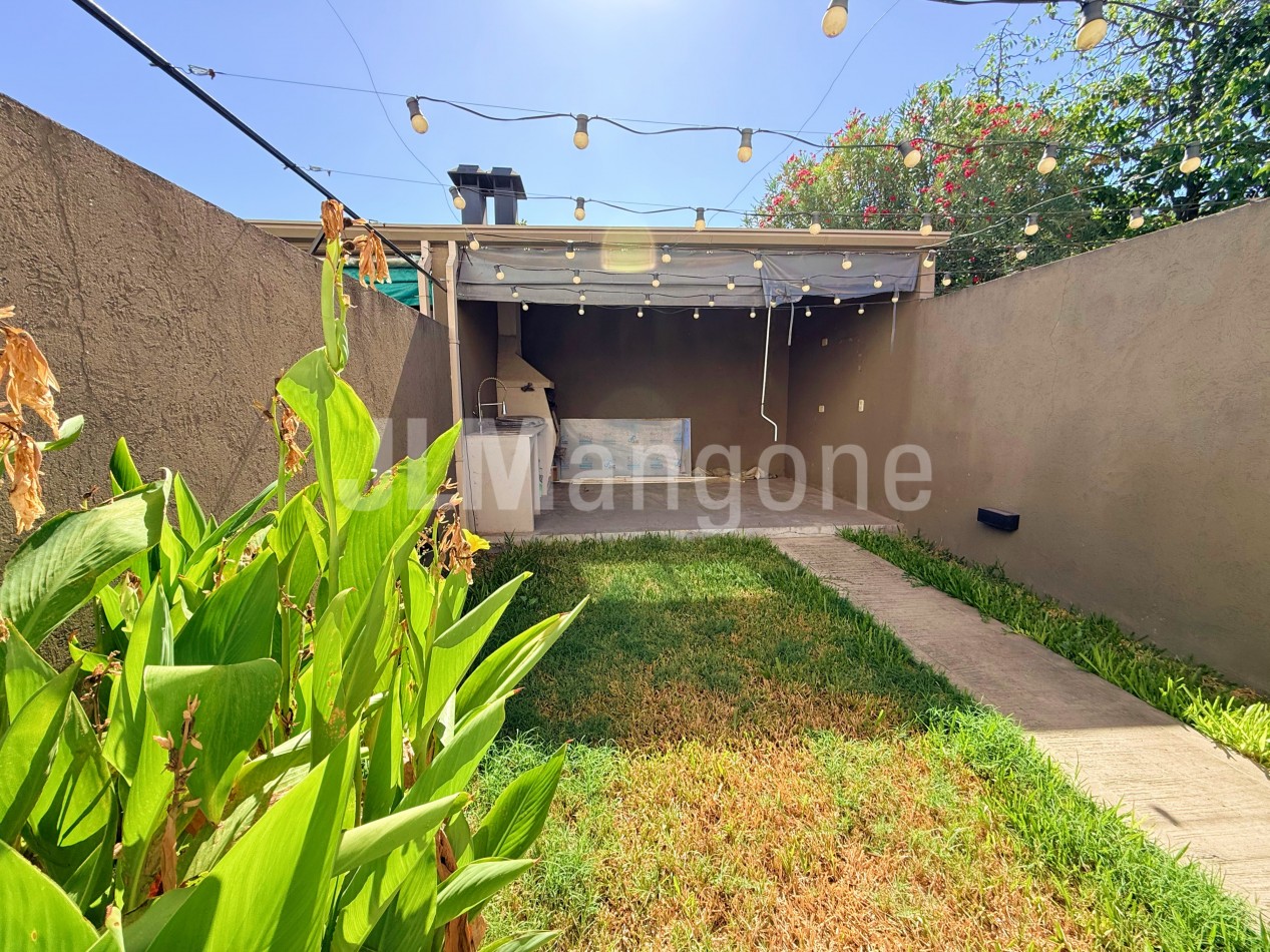 Duplex 3 ambientes con cocheras (2), parque y quincho