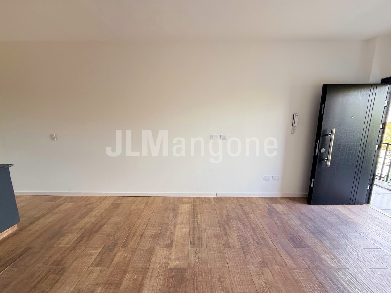 Departamentos 2 ambientes con balcon o patio