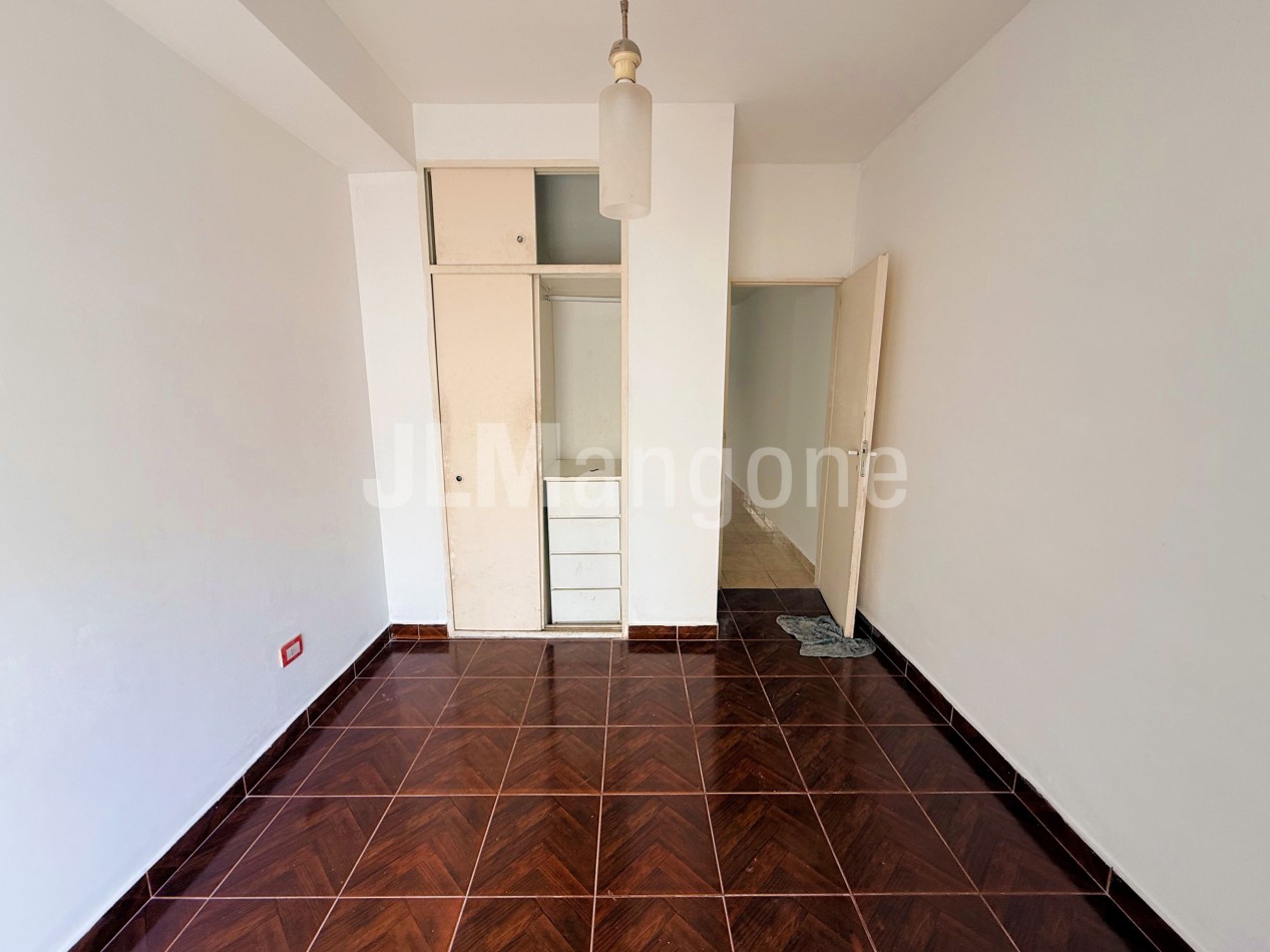 Departamento 2 ambientes con balcon