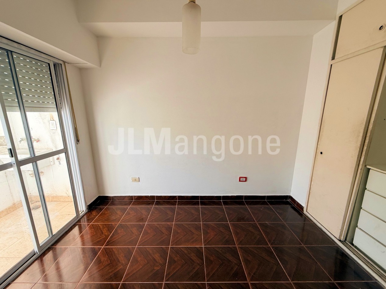 Departamento 2 ambientes con balcon