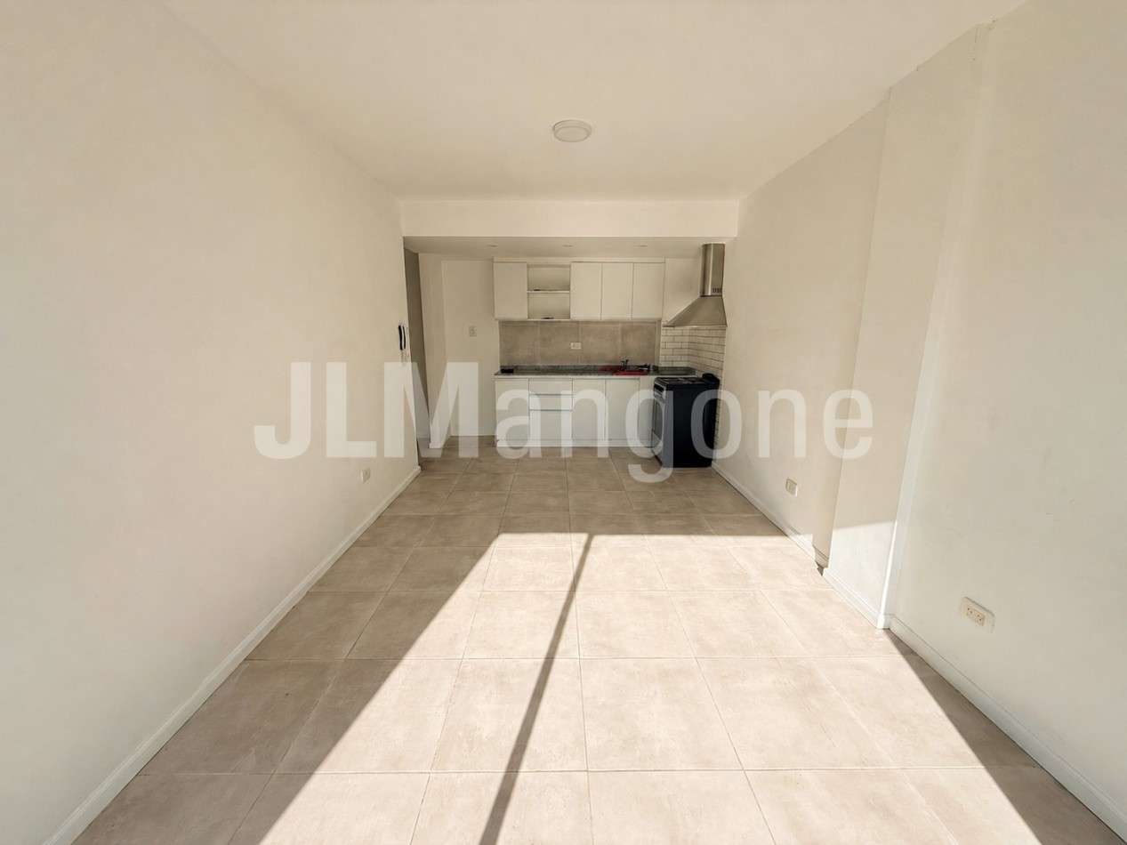 Departamento 2 ambientes con balcon