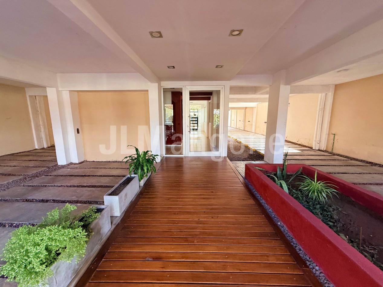Departamento 2 ambientes con balcon