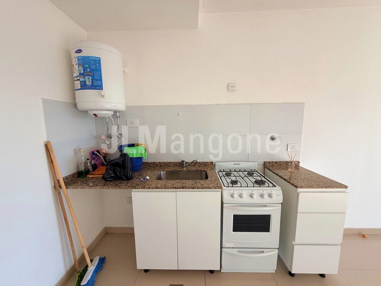 Departamento 2 ambientes con balcon, apto profesional