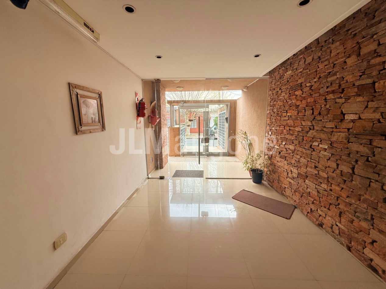 Departamento 2 amb en pb con patio