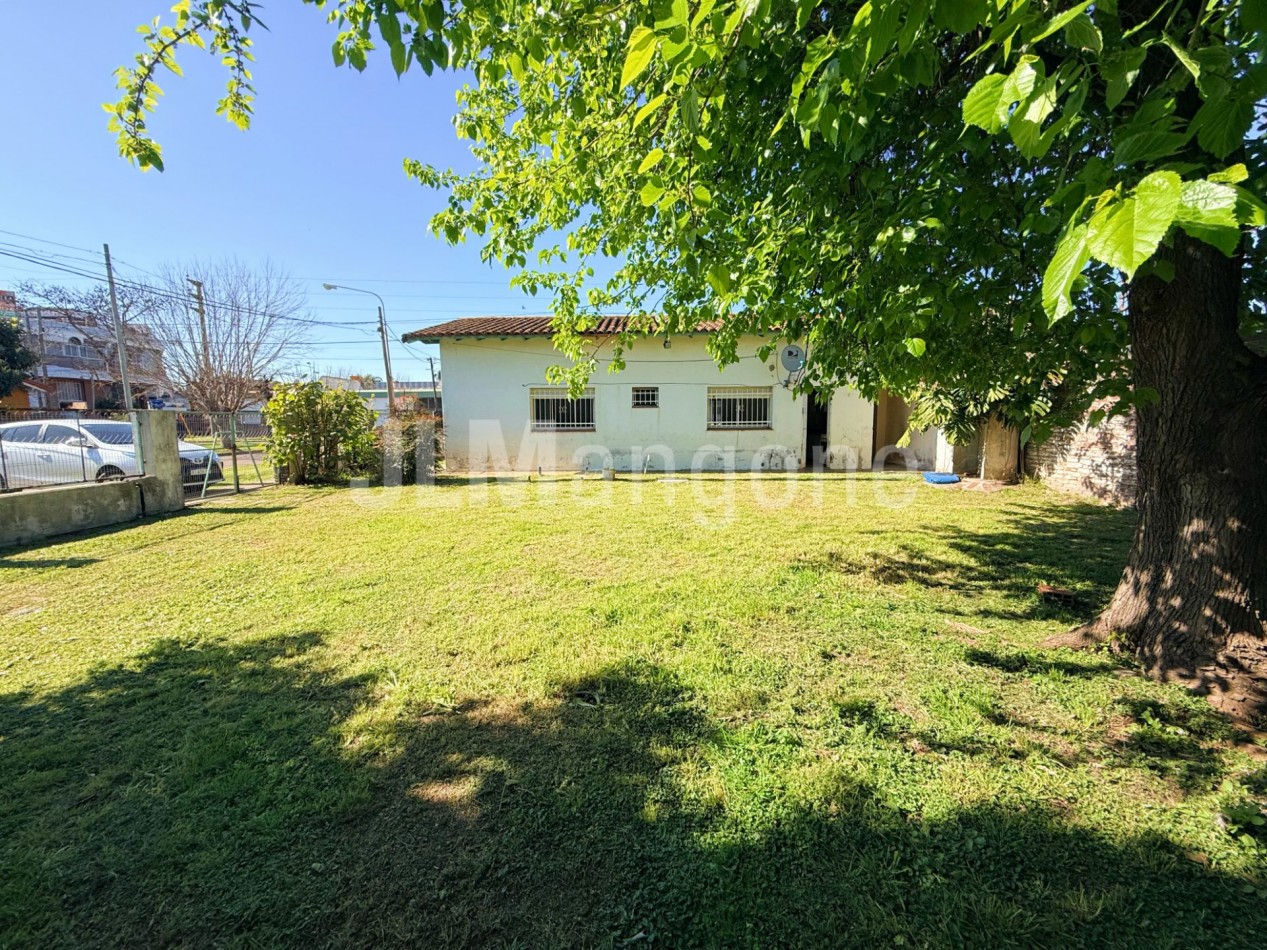Casa 3 amb con parque (Lote 400 m2)