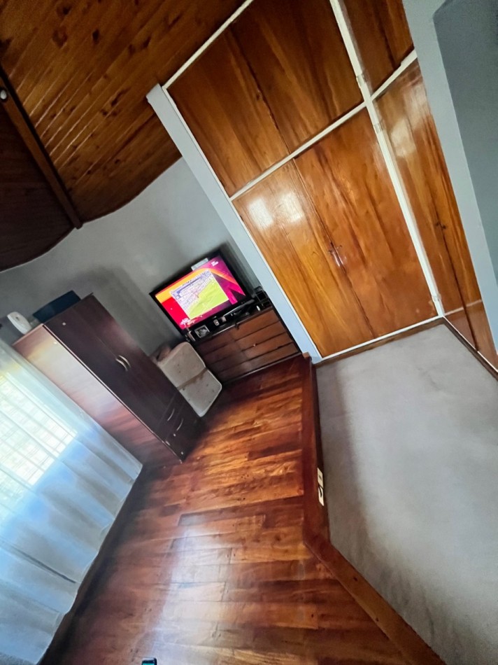 Chalet 4 ambientes con piscina y garage (Doble Lote 500 m2) Financiacion