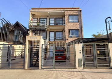 Ph 2 1/2 ambientes con balcon